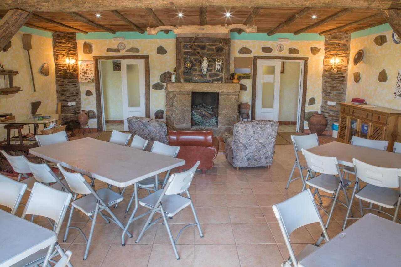 Albergue La Jarilla Пласенсуэла Экстерьер фото
